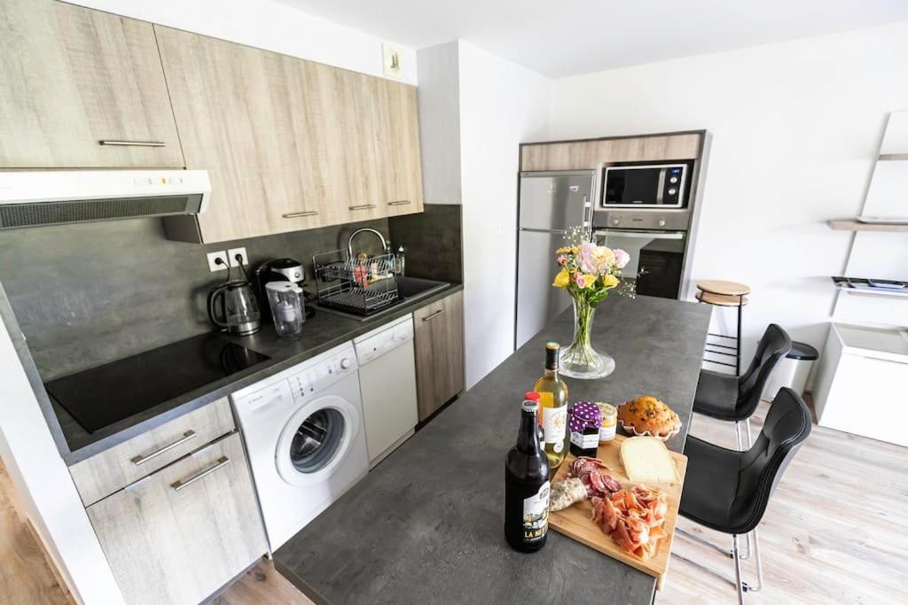 Joli Appartement T2 Pres Du Parc Thermal Argelès-Gazost Buitenkant foto